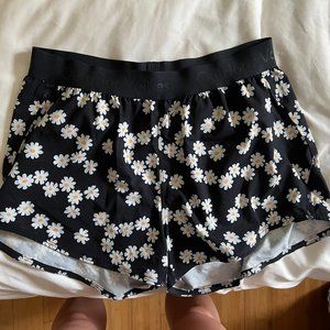 Outdoor Voices Relay Shorts Daisy